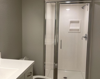 2785 S Betty Street - Photo Thumbnail 4