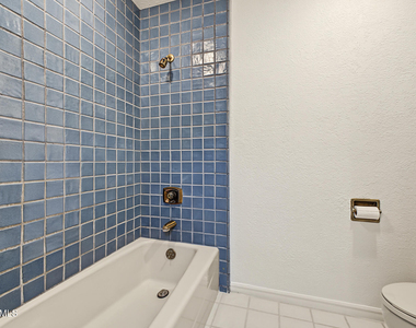 6301 E Naumann Drive - Photo Thumbnail 35