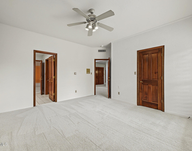 6301 E Naumann Drive - Photo Thumbnail 32
