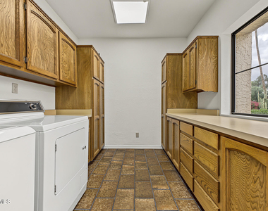 6301 E Naumann Drive - Photo Thumbnail 43