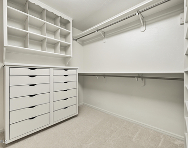 6301 E Naumann Drive - Photo Thumbnail 25