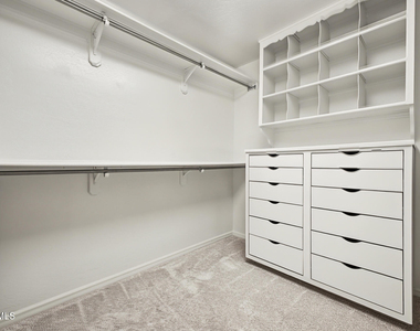 6301 E Naumann Drive - Photo Thumbnail 26