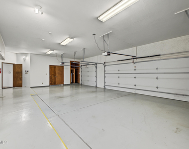 6301 E Naumann Drive - Photo Thumbnail 46