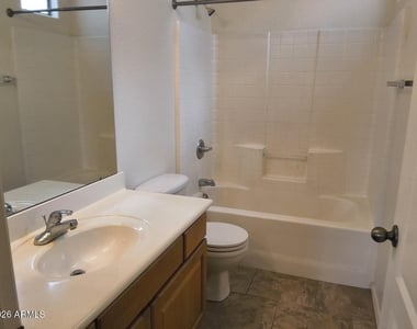 2600 E Springfield Place - Photo Thumbnail 19