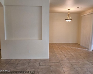 2600 E Springfield Place - Photo Thumbnail 2