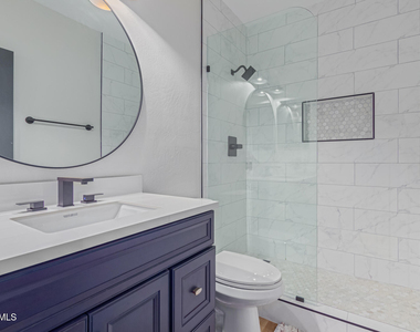 3225 E Briarwood Terrace - Photo Thumbnail 22