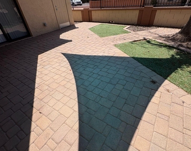 15650 N 19th Avenue - Photo Thumbnail 1