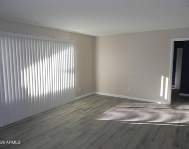 15650 N 19th Avenue - Photo Thumbnail 8