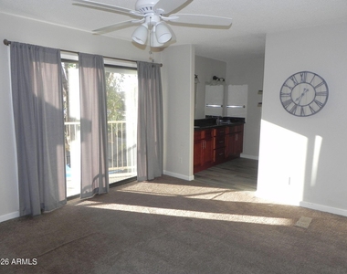 15650 N 19th Avenue - Photo Thumbnail 11