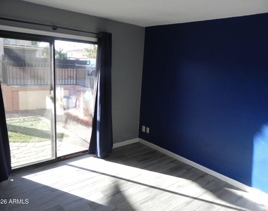 15650 N 19th Avenue - Photo Thumbnail 9