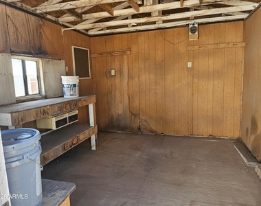 1113 W Corinthian Circle - Photo Thumbnail 16