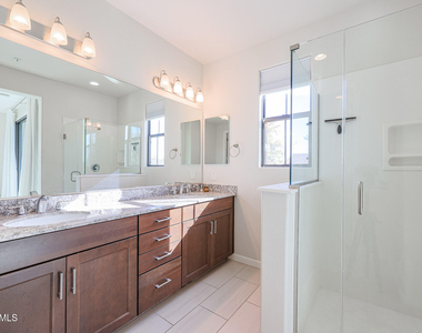 4236 N 27th Street - Photo Thumbnail 11