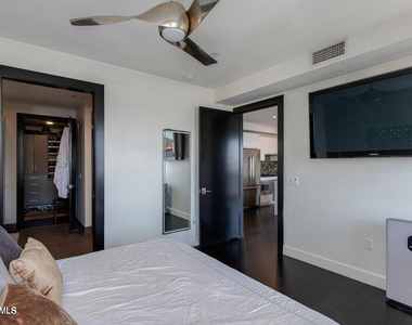 4422 N 75th Street - Photo Thumbnail 11