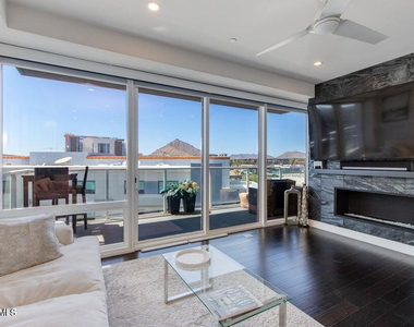 4422 N 75th Street - Photo Thumbnail 8