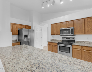 25883 W Gibson Lane - Photo Thumbnail 22