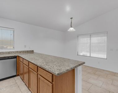25883 W Gibson Lane - Photo Thumbnail 20