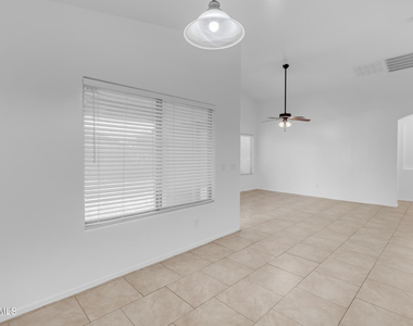 25883 W Gibson Lane - Photo Thumbnail 14