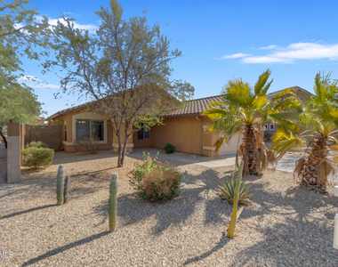 25883 W Gibson Lane - Photo Thumbnail 5