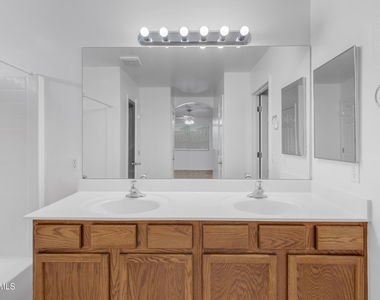 25883 W Gibson Lane - Photo Thumbnail 29