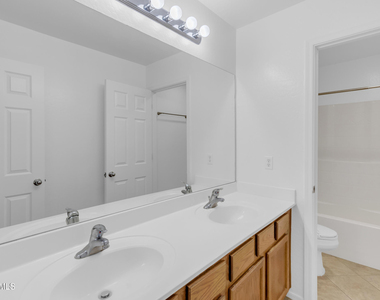 25883 W Gibson Lane - Photo Thumbnail 37