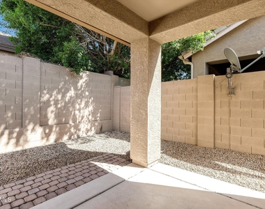 44 S Greenfield Road - Photo Thumbnail 23