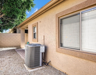 44 S Greenfield Road - Photo Thumbnail 21