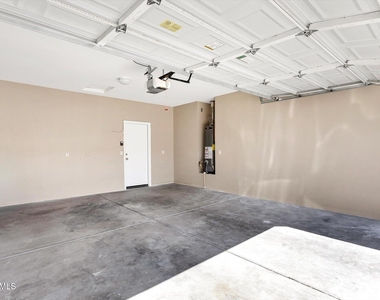 44 S Greenfield Road - Photo Thumbnail 19