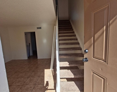 2027 N Lazona Drive - Photo Thumbnail 1