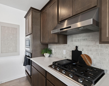 9341 E Sebring Avenue - Photo Thumbnail 12