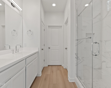 10204 E Thunderbolt Avenue - Photo Thumbnail 16
