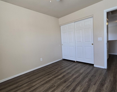 9650 N 82nd Lane - Photo Thumbnail 16