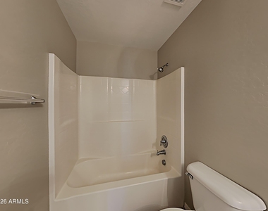 4824 E Silverbell Road - Photo Thumbnail 11