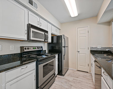 2625 E Indian School Road - Photo Thumbnail 7