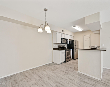 2625 E Indian School Road - Photo Thumbnail 5