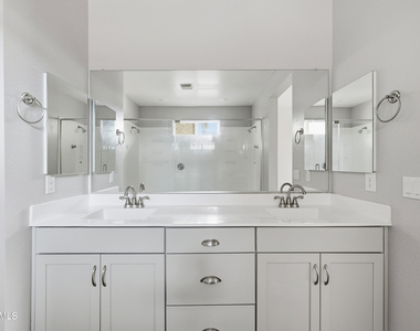 25339 N 134th Drive - Photo Thumbnail 21