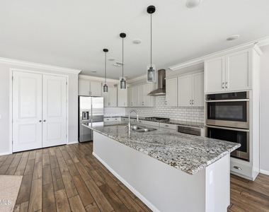 25339 N 134th Drive - Photo Thumbnail 6