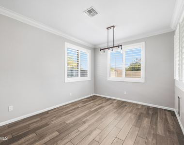 25339 N 134th Drive - Photo Thumbnail 11