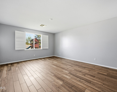 25339 N 134th Drive - Photo Thumbnail 15