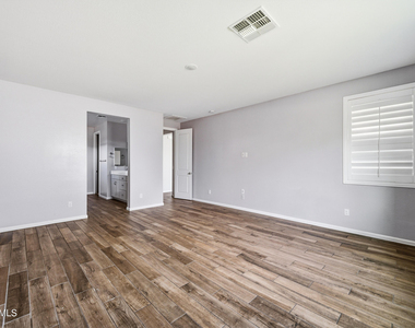 25339 N 134th Drive - Photo Thumbnail 16
