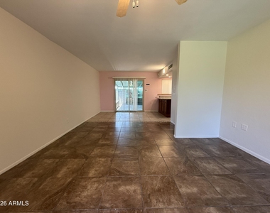 4709 N 26th Lane - Photo Thumbnail 2