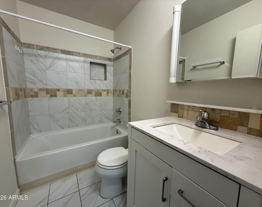 4709 N 26th Lane - Photo Thumbnail 18
