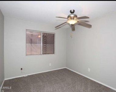 1441 E Gary Drive - Photo Thumbnail 9