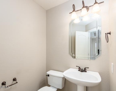 3661 S Barberry Place - Photo Thumbnail 9