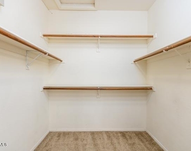 3661 S Barberry Place - Photo Thumbnail 16