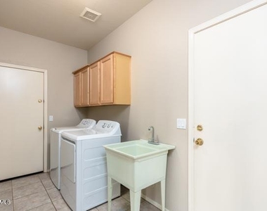 3661 S Barberry Place - Photo Thumbnail 26
