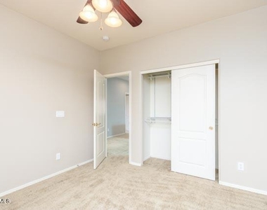 3661 S Barberry Place - Photo Thumbnail 18