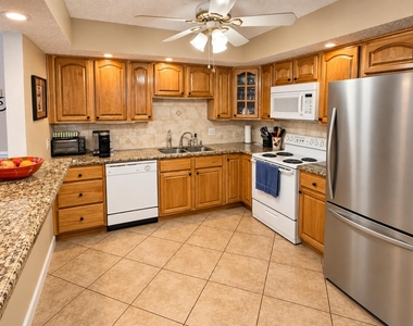 22765 Sw 66th Avenue - Photo Thumbnail 1