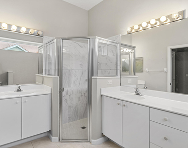 677 Sw Andros Circle - Photo Thumbnail 6