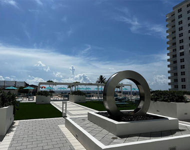 4280 Galt Ocean Drive - Photo Thumbnail 5
