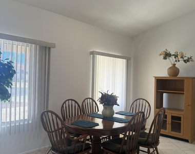 14518 W Heritage Drive - Photo Thumbnail 7